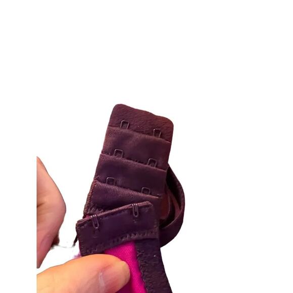 PINK Victoria's Secret Wear Everywhere Push Up Bra Fuschia size 34DD - Picture 6 of 8